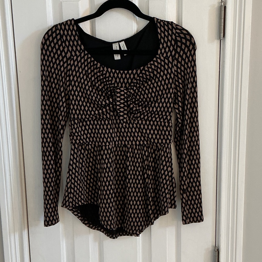 Meadow Rue Anthropologie Black and Tan Geometric Long-Sleeve Peplum Top
